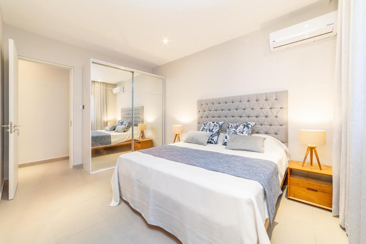 Penthouse 13 - One Bay Residence With Private Rooftop Terrace And Dip In Pool بيريبير المظهر الخارجي الصورة